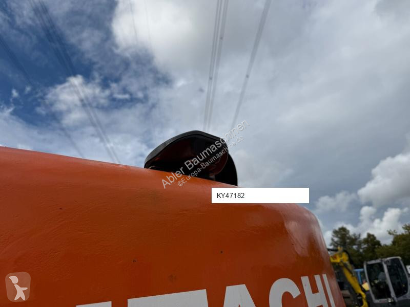 Escavadora Hitachi ZX225 USLC-5 B Kettenbagger...