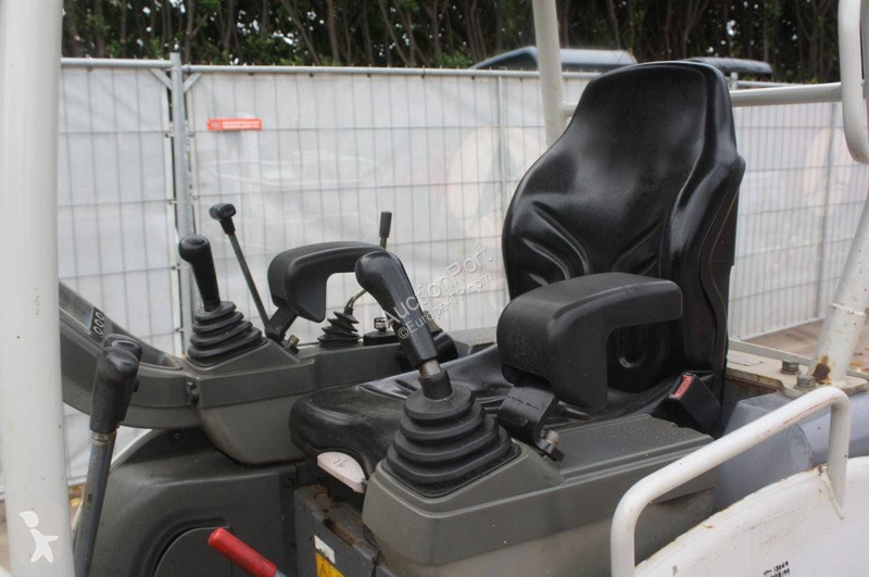 Graafmachine Takeuchi TB216