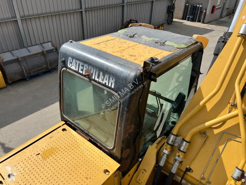 Excavator Caterpillar L