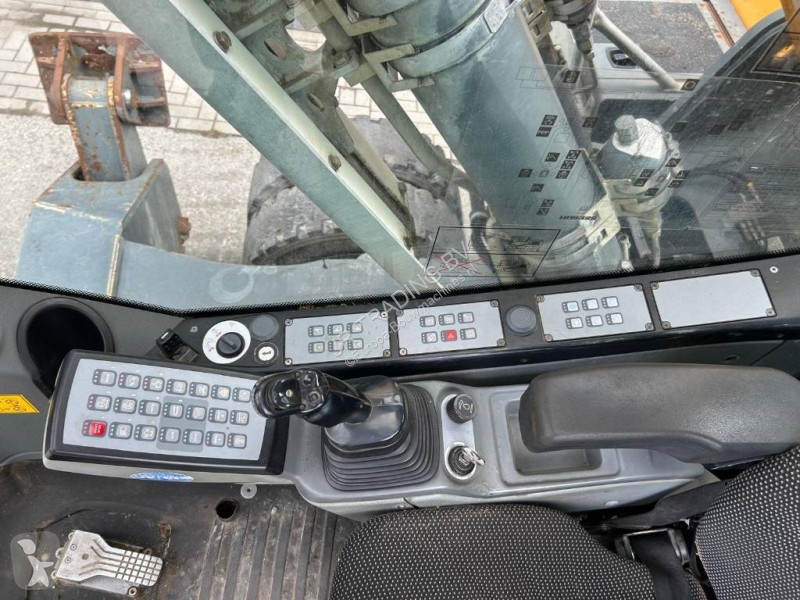 Skovl Liebherr LH 24 M