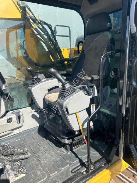 Excavator Caterpillar 330 FL
