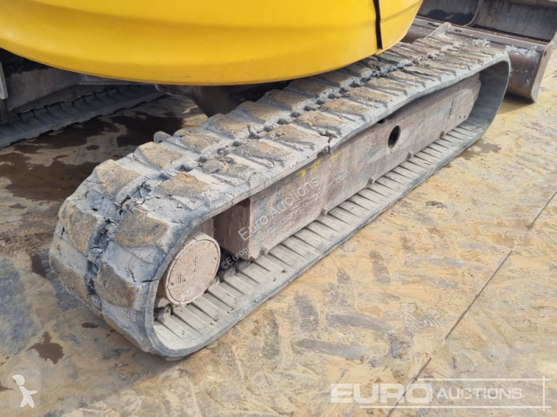 Lopatový nakládač JCB