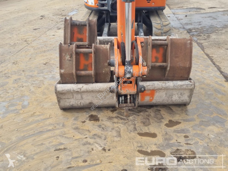 Lopatový nakládač Hitachi ZX33U-6 CLR