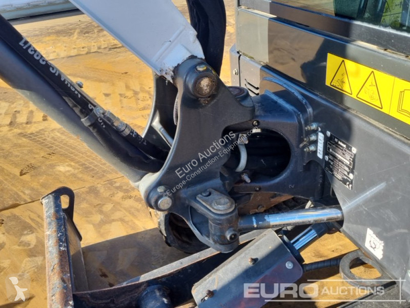 Lopatový nakládač Bobcat E27Z