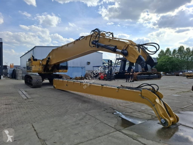 Lopatový nakládač Caterpillar 374 D L