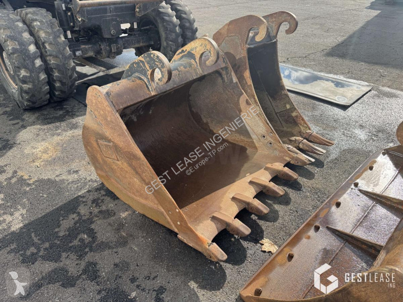 جرافة Caterpillar D
