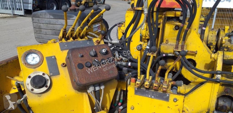 Rýpadlo  Podbijarka torowa | Track tamping machine