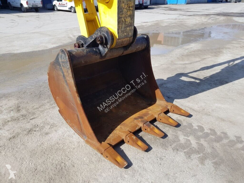Escavatore New Holland WE210