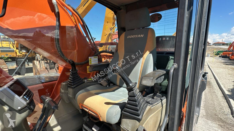 Rýpadlo Doosan