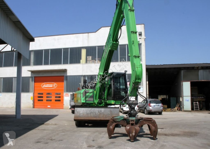 جرافة Sennebogen 821