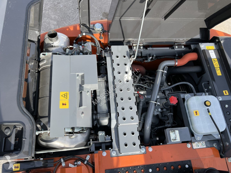 جرافة Hitachi