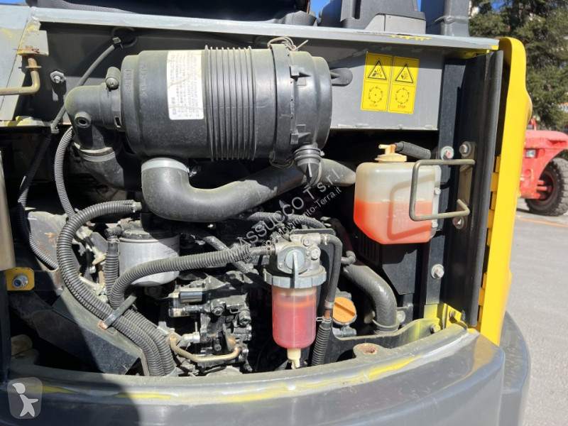Escavatore New Holland E29B