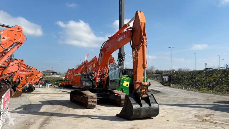 Rýpadlo Hitachi