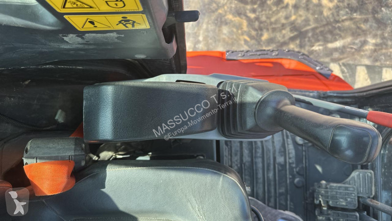 جرافة Kubota U48-4