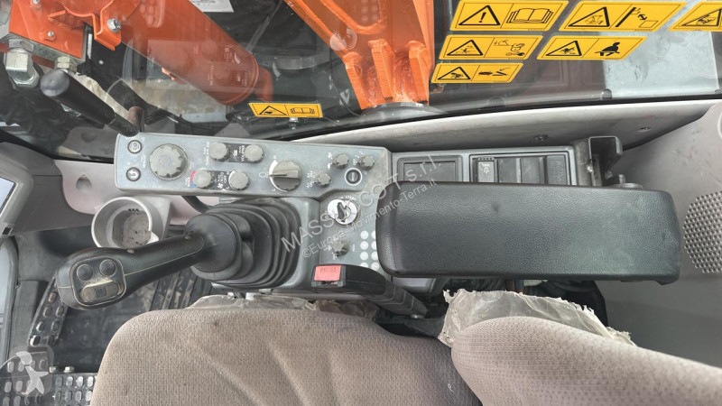 Escavatore Hitachi 6 SLF