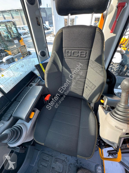جرافة JCB Pro / Skid-Steer-Aufnahme / 375h / 2024
