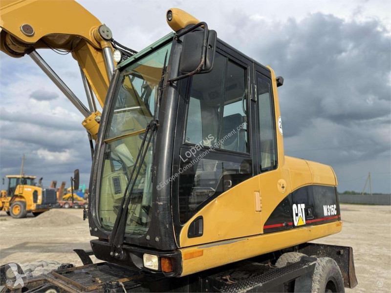 جرافة Caterpillar C