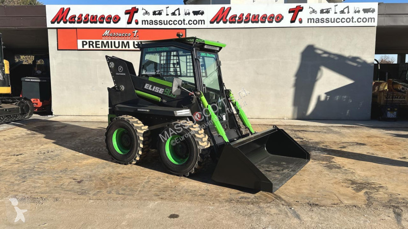 Escavatore  ELISE 900 4x4 ELETTRIC