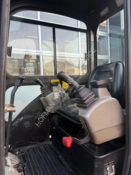 Lopatový nakládač Bobcat