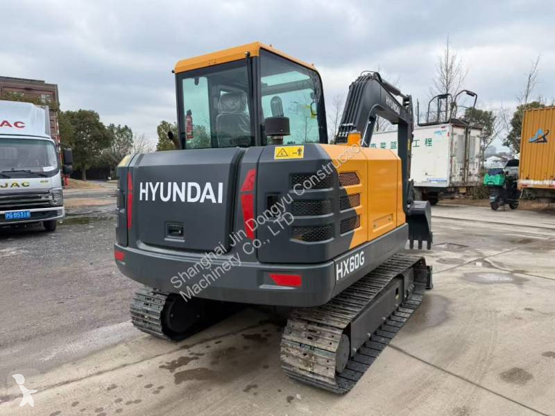 جرافة Hyundai HX60G