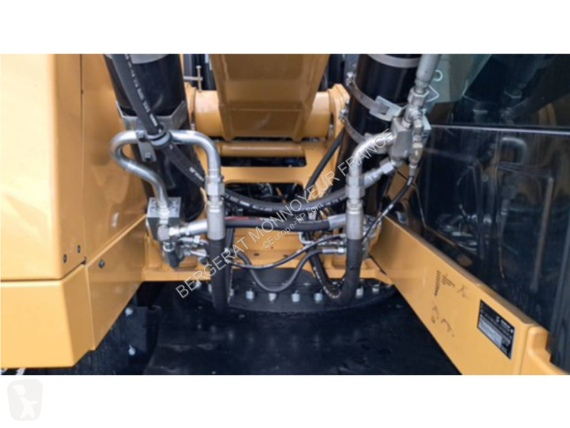 Graafmachine Caterpillar MH3024-1