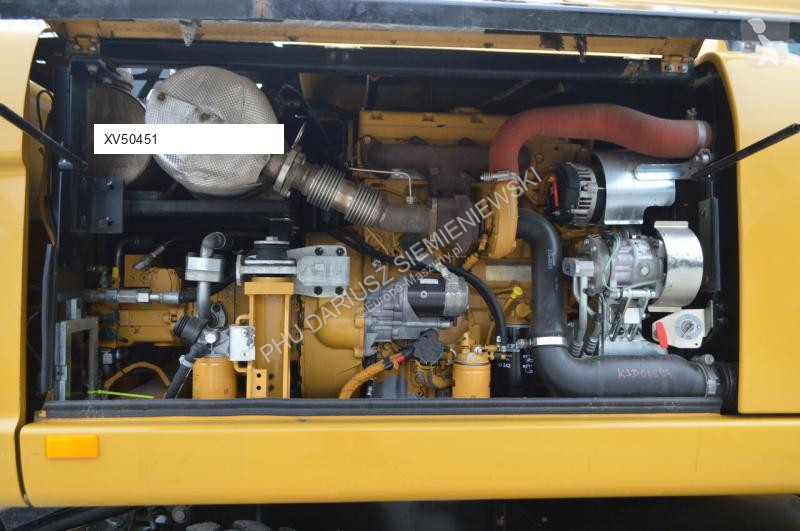 Lopatový nakládač Caterpillar 313