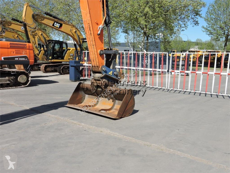 جرافة Doosan