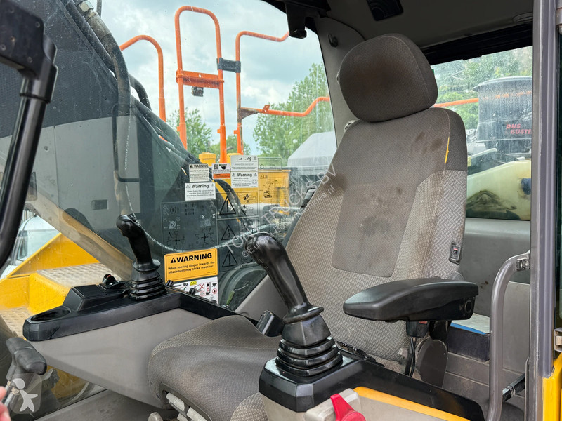 Skovl Volvo 250EL Excavator Hammerline Quick...