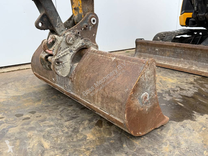 Skovl JCB - Hammer Lines / Quick Coupler