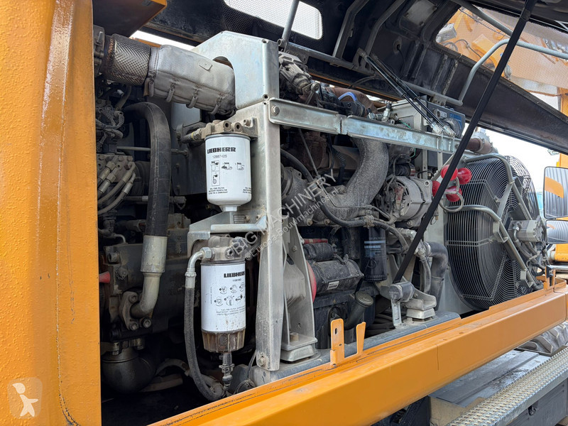 Rýpadlo Liebherr A918