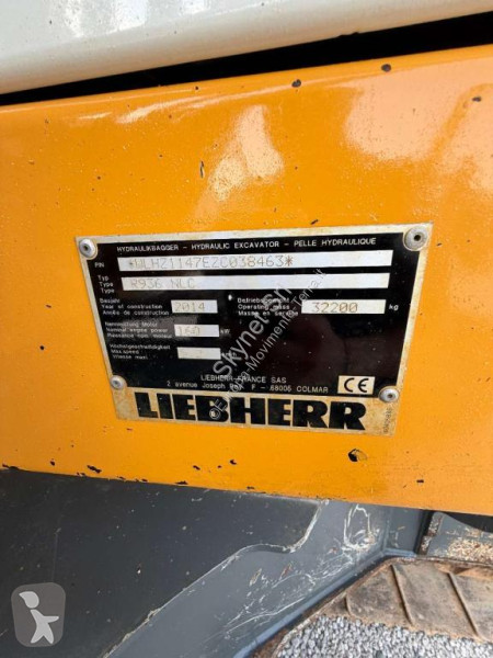 جرافة Liebherr R936 NLC
