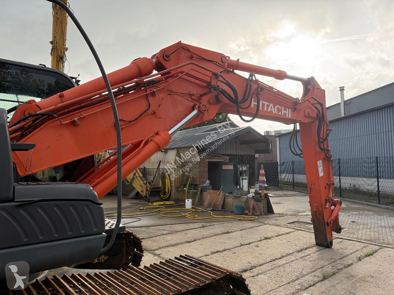 Rýpadlo Hitachi LC3