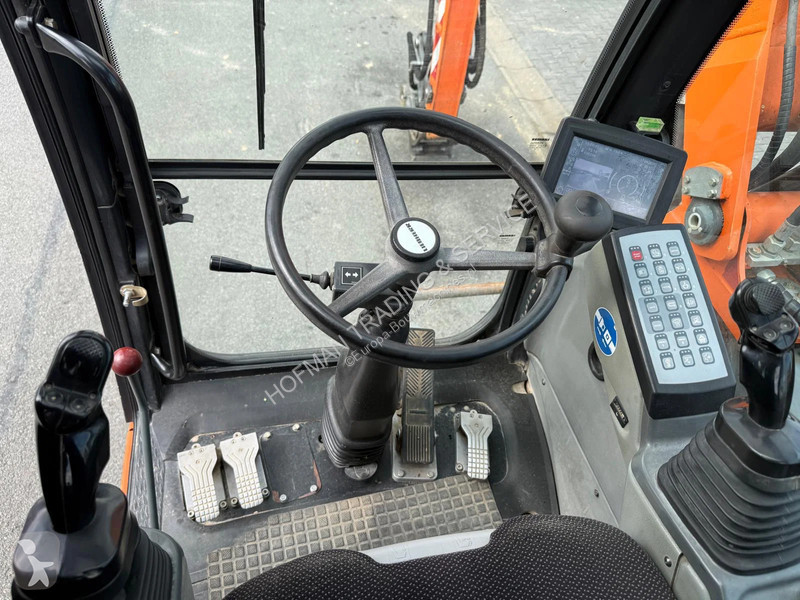 جرافة Liebherr Compact | A/C