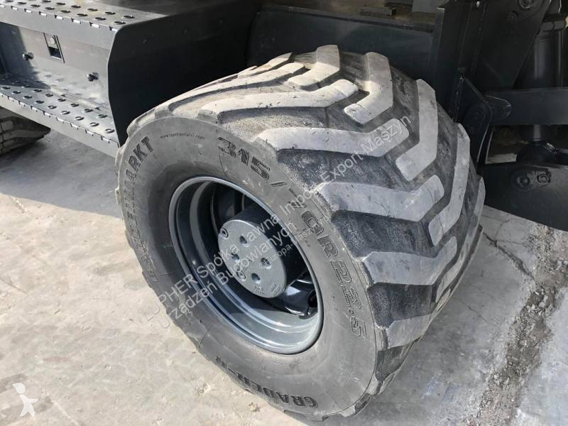 Lopatový nakládač Komatsu PW180-7E0
