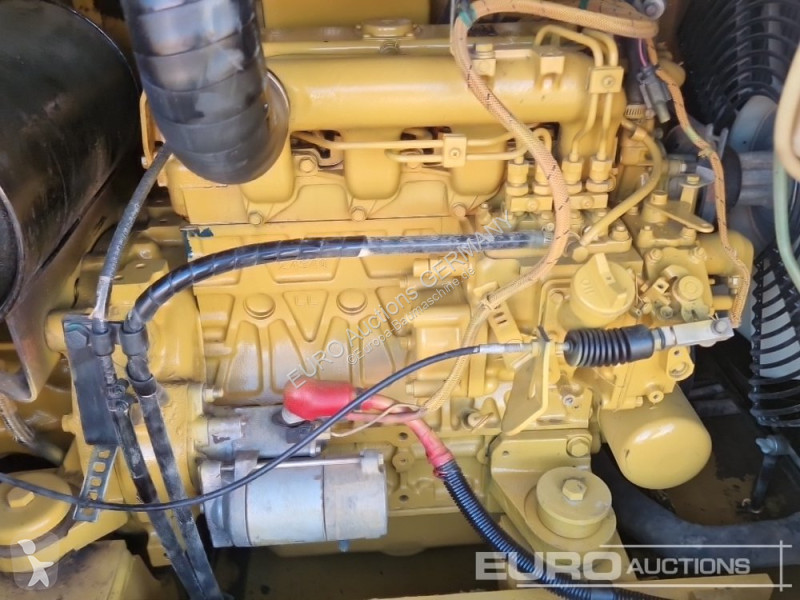 جرافة Caterpillar 305.5 E2