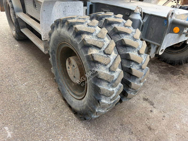 جرافة Liebherr A918