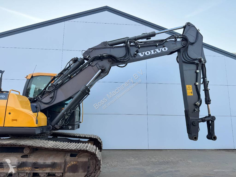 Rýpadlo Volvo L - Triple Boom / Hammer Lines