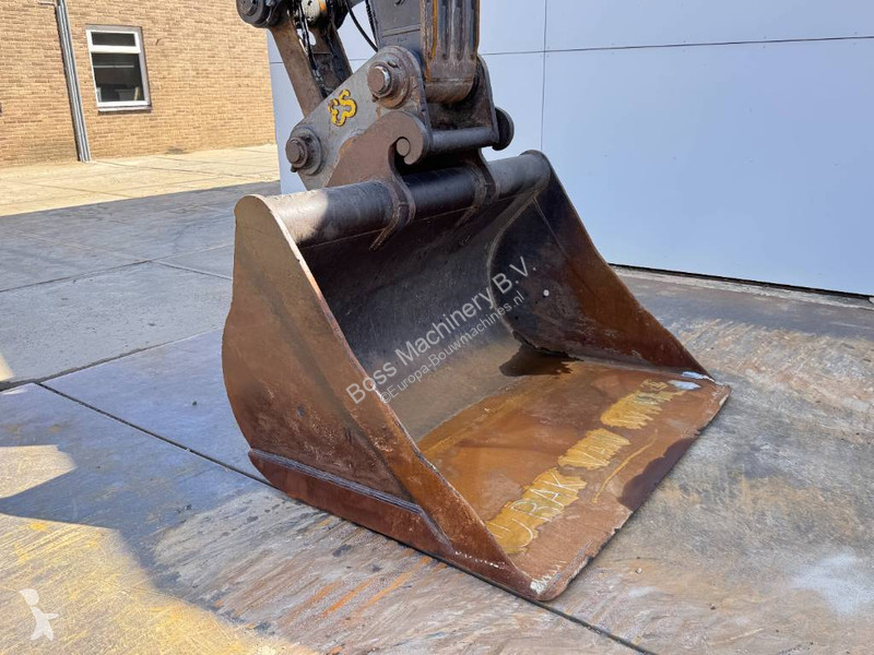 Rýpadlo Volvo 0EL - Hammer Lines / Quick Coupler