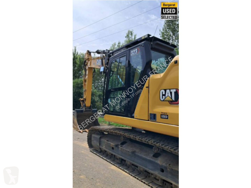 Excavadora Caterpillar 323