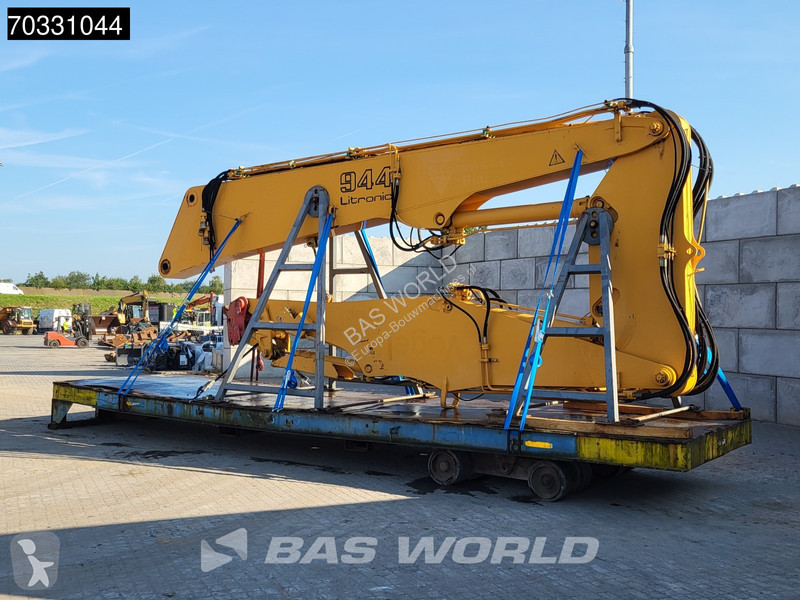 Rýpadlo Liebherr R944 UHD - Extendable...