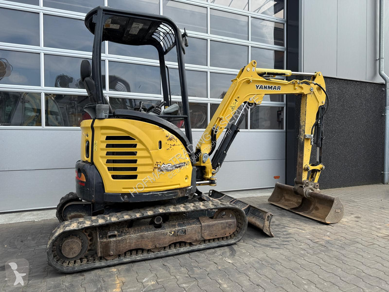 Skovl Yanmar Vio25-6