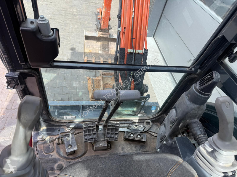 Koparka Hitachi ZX26U-6
