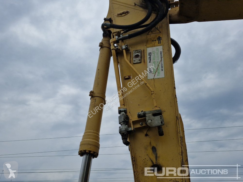 Rýpadlo Komatsu 10