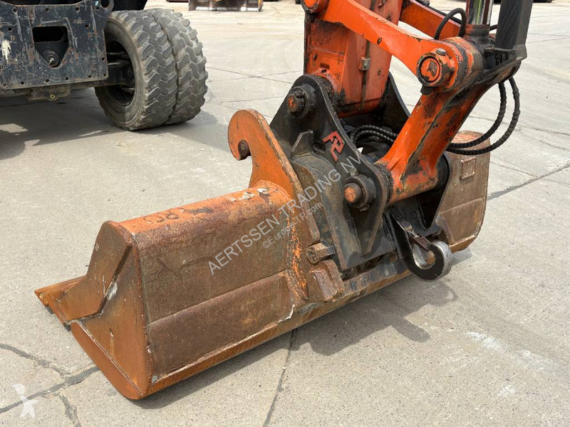 Rýpadlo Hitachi ZX140W-6 (3 Pieces available)