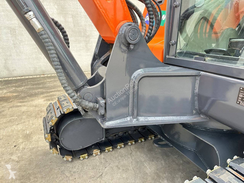Rýpadlo Doosan 9C