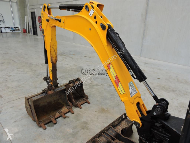 جرافة JCB 16C 3 Bucket