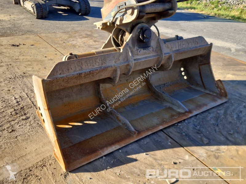 جرافة JCB