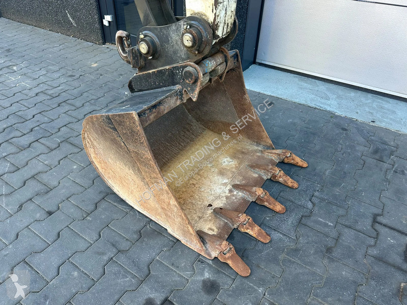 جرافة Bobcat E55z