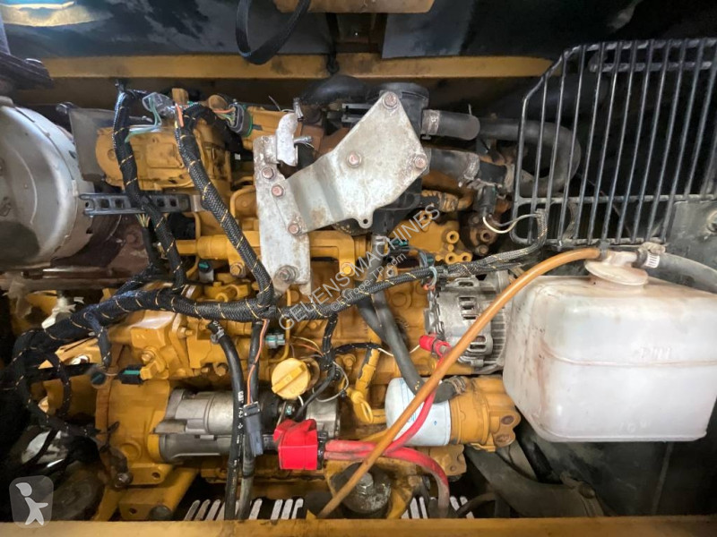 جرافة Caterpillar CR