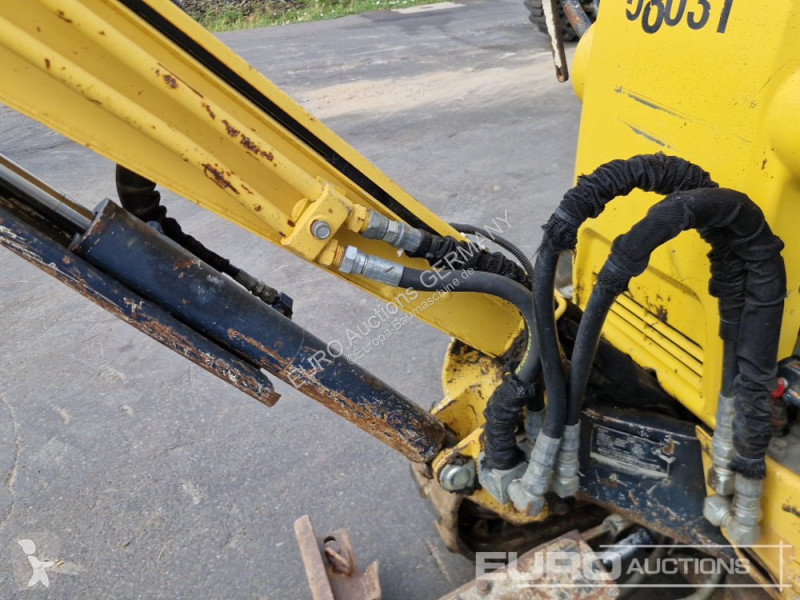 جرافة Yanmar SV08-1A(S)